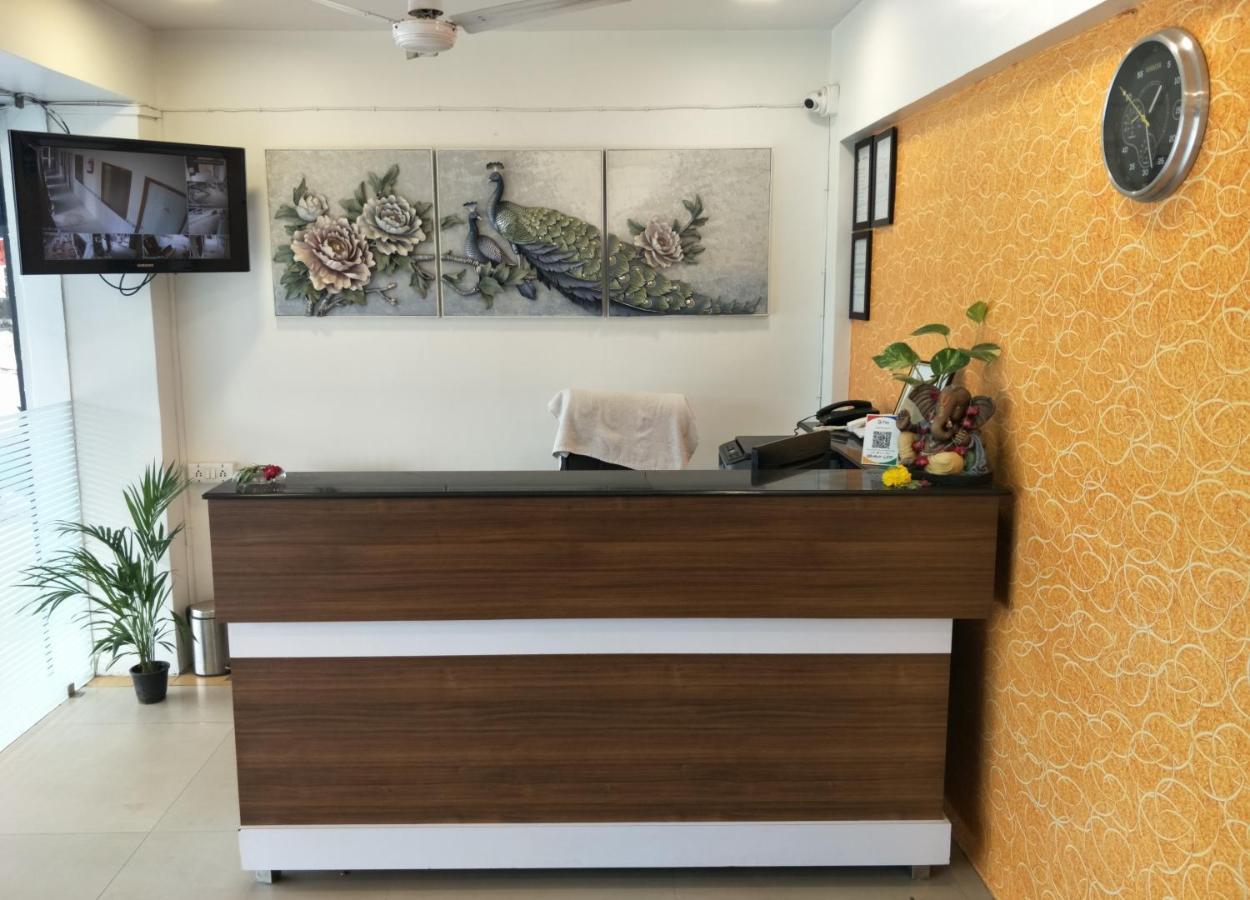 Hotel Runway Inn Ahmadabad Zewnętrze zdjęcie